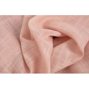 Primo piano di un tessuto t.b.t. rosa per una tenda leggera.