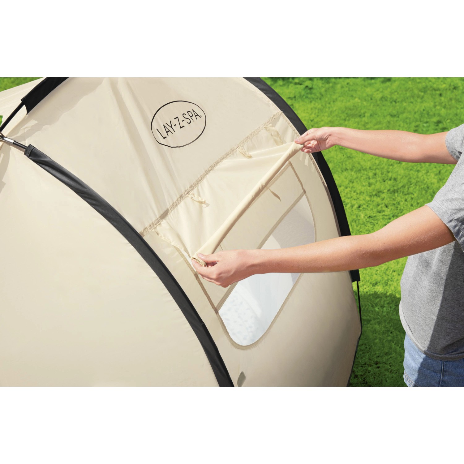 Tettuccio parasole Bestway LAY-Z-SPA, tenda beige con finestra e telaio nero.