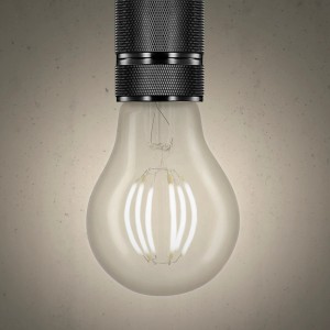 Lampadina LED E27 con vetro trasparente e base nera.