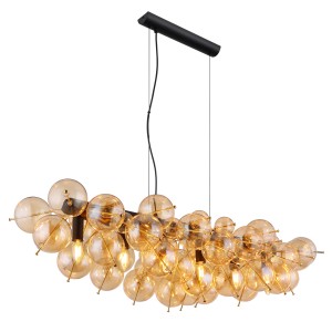 Lampada a sospensione moderna t.b.t. con sfere di vetro ambrato per un'illuminazione elegante.