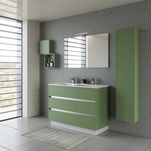 Moderno set di mobili da bagno verde con mobile lavabo, specchio, pensile e mensole.