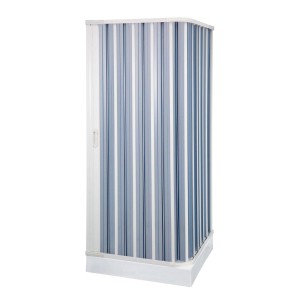 Box doccia t.b.t. con strisce blu e bianche.