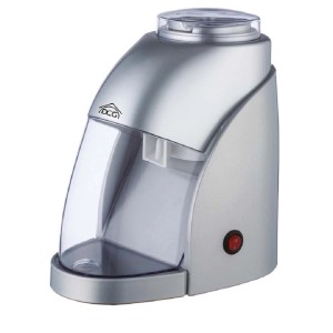 Utensile da cucina t.b.t. argentato per la cucina.