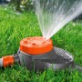 Gardena Classic 6-Superfici Boogie in azione: irrigatore da giardino che irriga il prato.