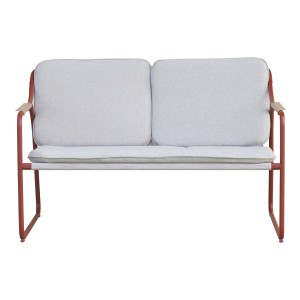 Set mobili da giardino t.b.t.: Divano a due posti con cuscini grigio chiaro e struttura rossa.