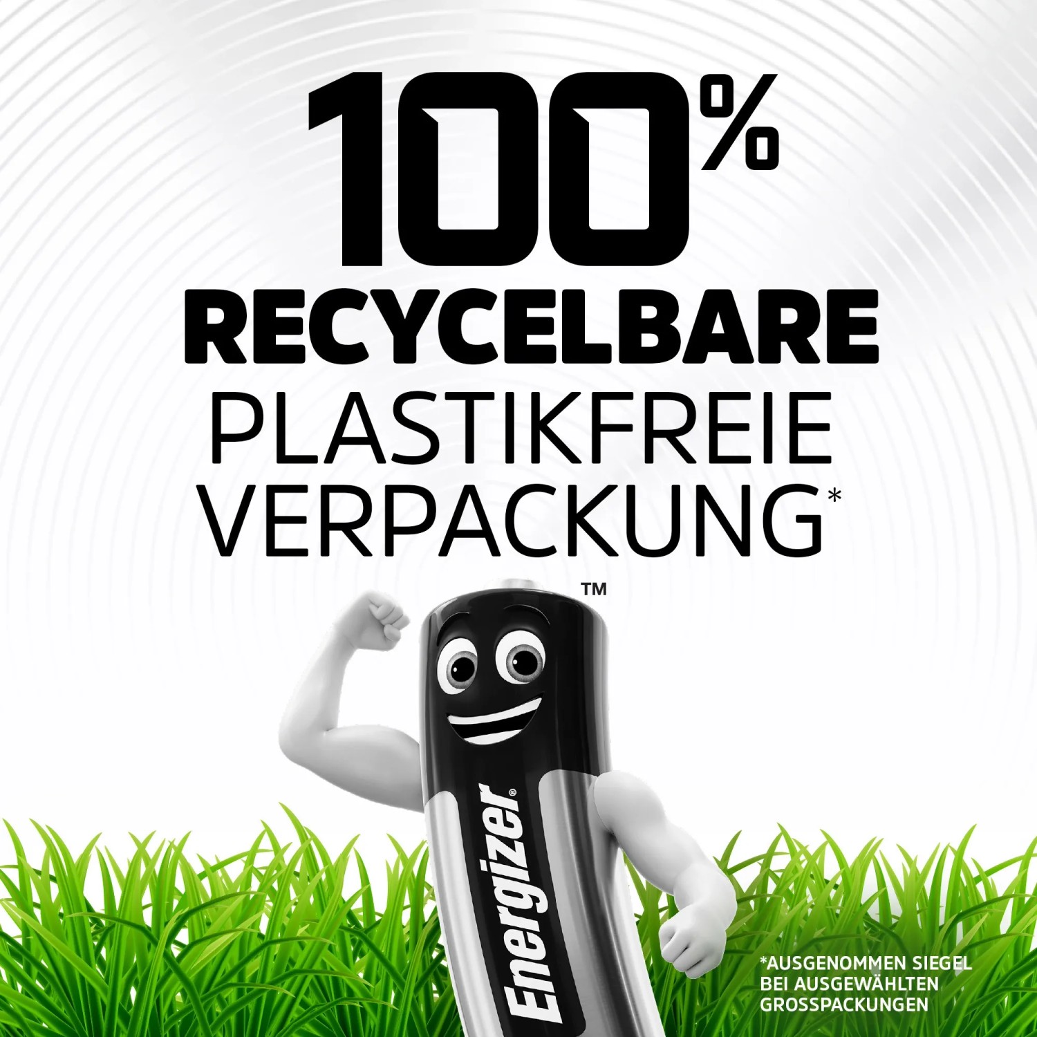 Immagine: Batteria Energizer con viso e braccia davanti all'erba, testo "100% riciclabile, imballaggio senza plastica".