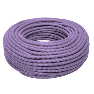 Tubo corrugato viola (Corrugati) arrotolato, gestione flessibile dei cavi.