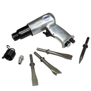 Set di martello scalpellatore pneumatico con vari accessori per compressore.