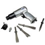 Set di martello scalpellatore pneumatico con vari accessori per compressore.