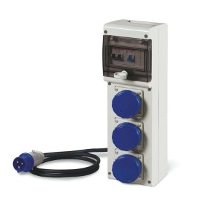 t.b.t. Quadro CEE di distribuzione con 3 prese blu e scatola fusibili.