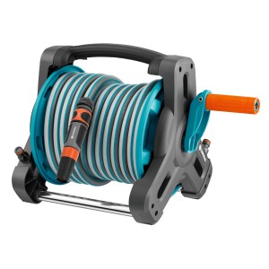 Avvolgitubo Gardena Classic 10 m con tubo da giardino, lancia e raccordi.