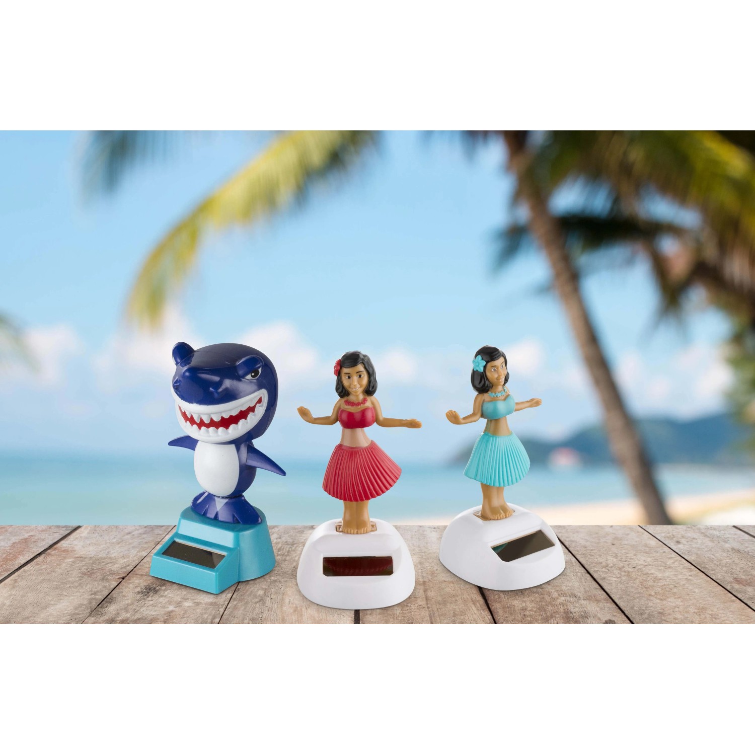 Figure solari decorative: Squalo e ragazze hula per giardino o balcone.