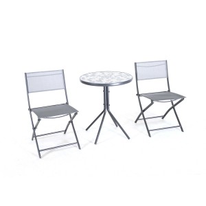 Set di mobili da giardino grigio con tavolo e due sedie.