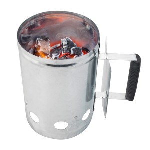 Accendifuoco in metallo con manico in plastica e braci incandescenti per un'accensione rapida.