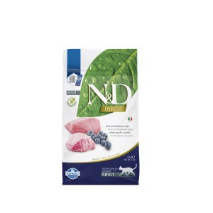 N&D Prime cibo secco per gatti con agnello e mirtilli in un sacco di cibo.