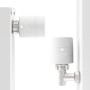 Due termostati per radiatori smart tado° per il controllo individuale della stanza montati sul radiatore.