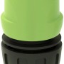 Connettore per irrigazione verde e nero per tubi da giardino.