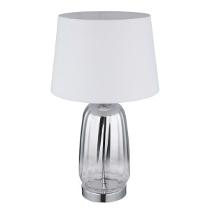 Elegante lampada da tavolo con base argentata e paralume bianco.