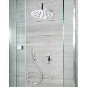 Set soffioni t.b.t. con soffione a pioggia, doccetta e rubinetteria cromata.