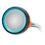 Dettaglio: Testina a spruzzo dell'asta per annaffiare Gardena 60 cm. Spruzzatore da giardino con getto a doccia.