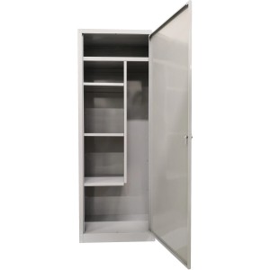 Armadio metallico grigio aperto con ripiani e barra appendiabiti.