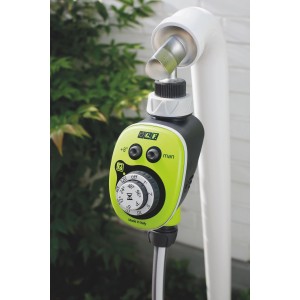 Timer per irrigazione t.b.t. verde per il giardino.