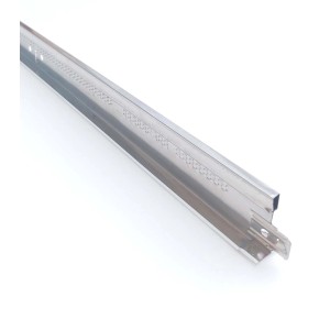 Profilo t.b.t. per montaggio pannelli in cartongesso.