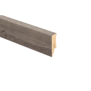 Battiscopa grigio (Battiscopa) con texture legno, vista dettaglio.