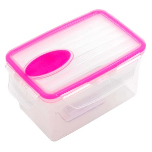 Contenitore trasparente per alimenti con coperchio rosa per la conservazione in cucina.
