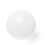 Palla bianca per gioco e divertimento, adatta ai bambini.