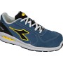 Scarpa da lavoro blu t.b.t. con logo giallo e lacci bianchi.