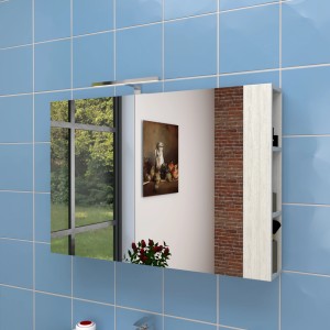 Specchiera t.b.t. con illuminazione e ripiano laterale nel bagno.