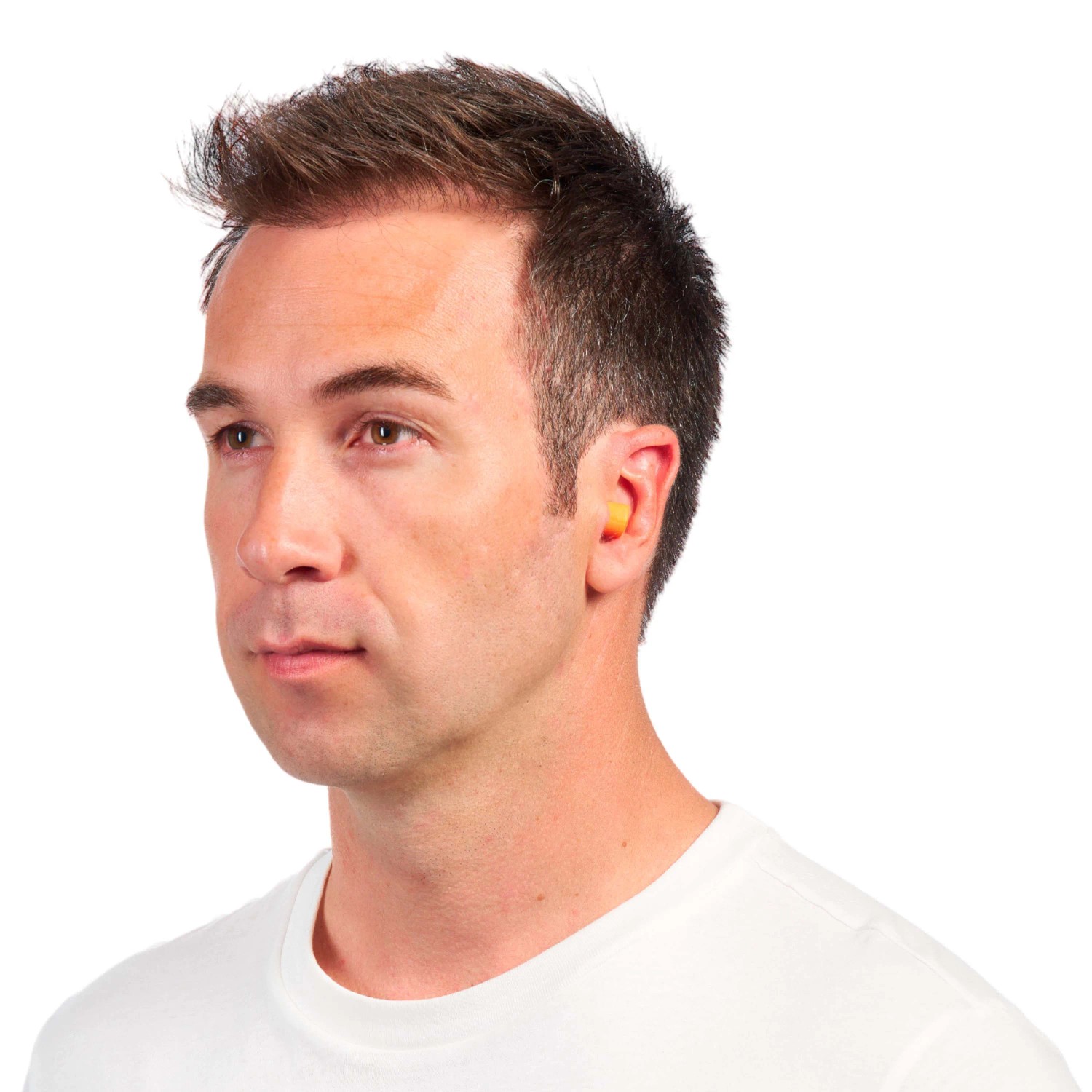 Uomo con tappi per le orecchie 3M 1100, arancioni, per una protezione confortevole e igienica.