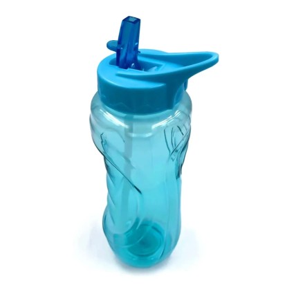 Borraccia in plastica con beccuccio 750 ml colori assortiti