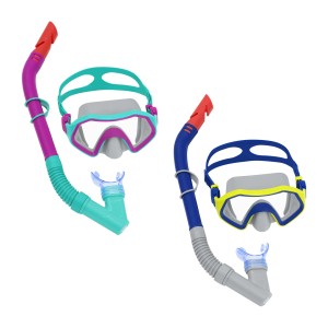 Due set colorati da snorkeling per bambini. Maschere e boccagli in turchese-rosa e blu-giallo.