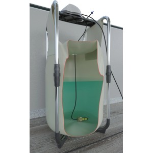 t.b.t. per Microirrigazione: Contenitore con sensore di livello dell'acqua e telaio di supporto.