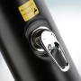 Dettaglio: Doccia solare Gre in PVC nero (25 l) con miscelatore monocomando e avviso.