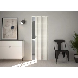 Porta a soffietto t.b.t. chiara in ambiente moderno con comò e sedia.