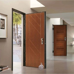 Fermaporta decorativo in tessuto t.b.t., grigio, davanti a una porta in legno.