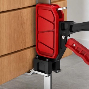 Sollevatore manuale e bloccaggio di oggetti P max 150 kg