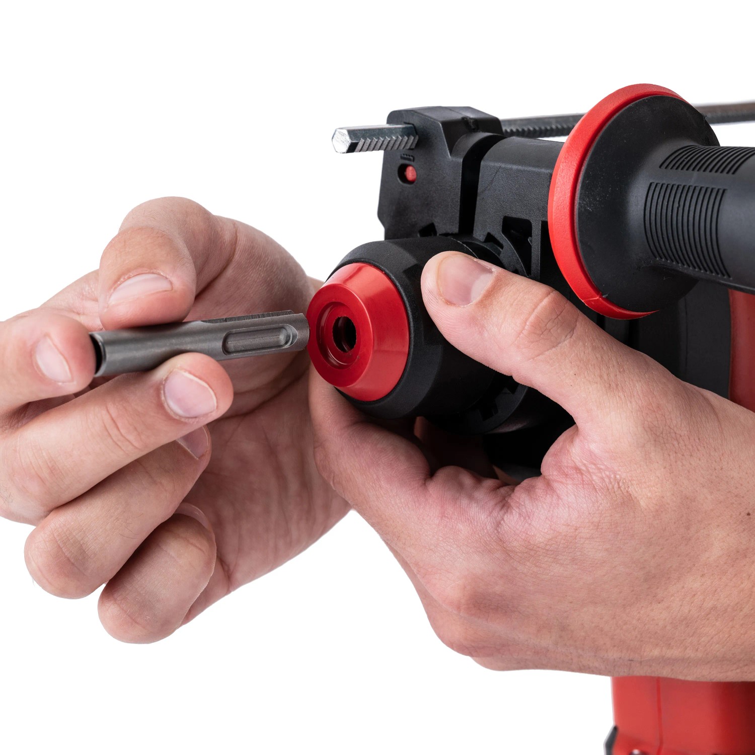 Trapano a percussione a batteria Einhell Herocco: inserimento della punta nel mandrino SDS Plus.