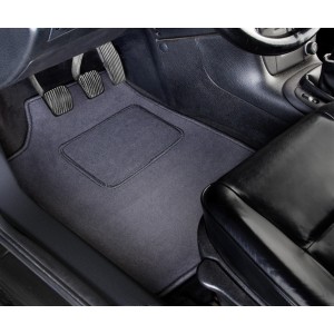 Tappetino in velluto OBI, set da 4, misura B, in auto: Tappetini auto resistenti per una protezione ottimale.