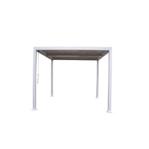Gazebo moderno bianco con tetto a lamelle.