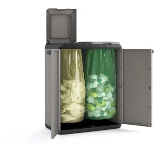 Pattumiera grigia t.b.t. per la raccolta differenziata con due scomparti e ante aperte, riempita con sacchi gialli e verdi.