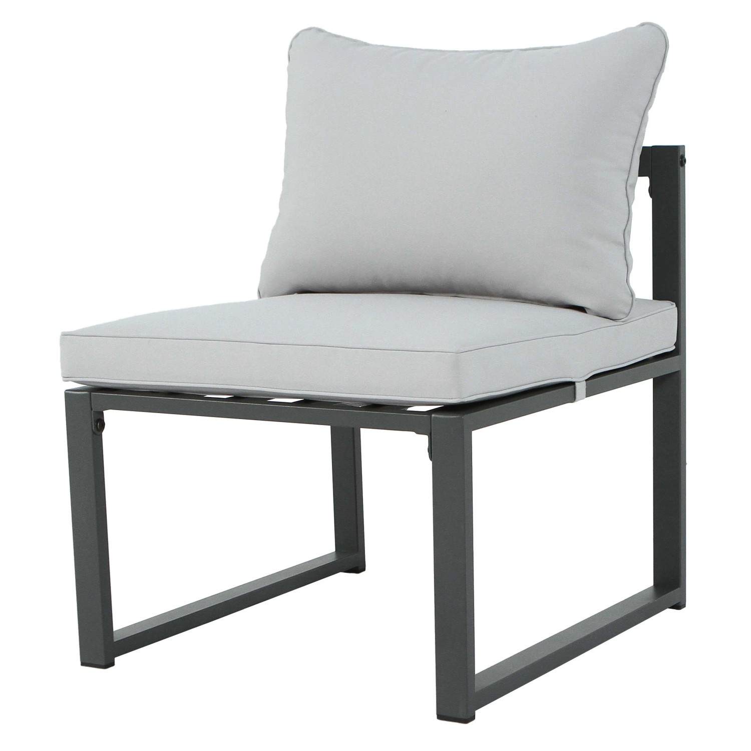 Poltrona da esterno t.b.t. con struttura in metallo grigio e cuscini grigio chiaro.