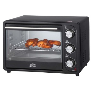 Forno a microonde nero t.b.t. con pollo all'interno.