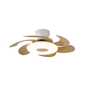 Ventilatore da soffitto moderno con illuminazione LED e pale effetto legno.
