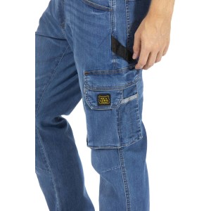 Pantaloni da lavoro t.b.t. blu in denim con tasca cargo sulla gamba.
