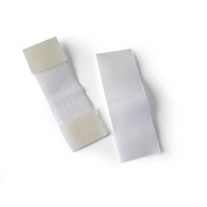 Strisce di chiusura bianche, 2 pezzi, per la sicurezza dei bambini di armadi e cassetti.