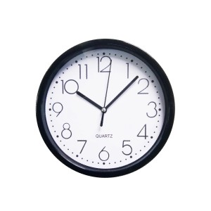 Orologio da parete con cornice nera, quadrante bianco e numeri arabi.